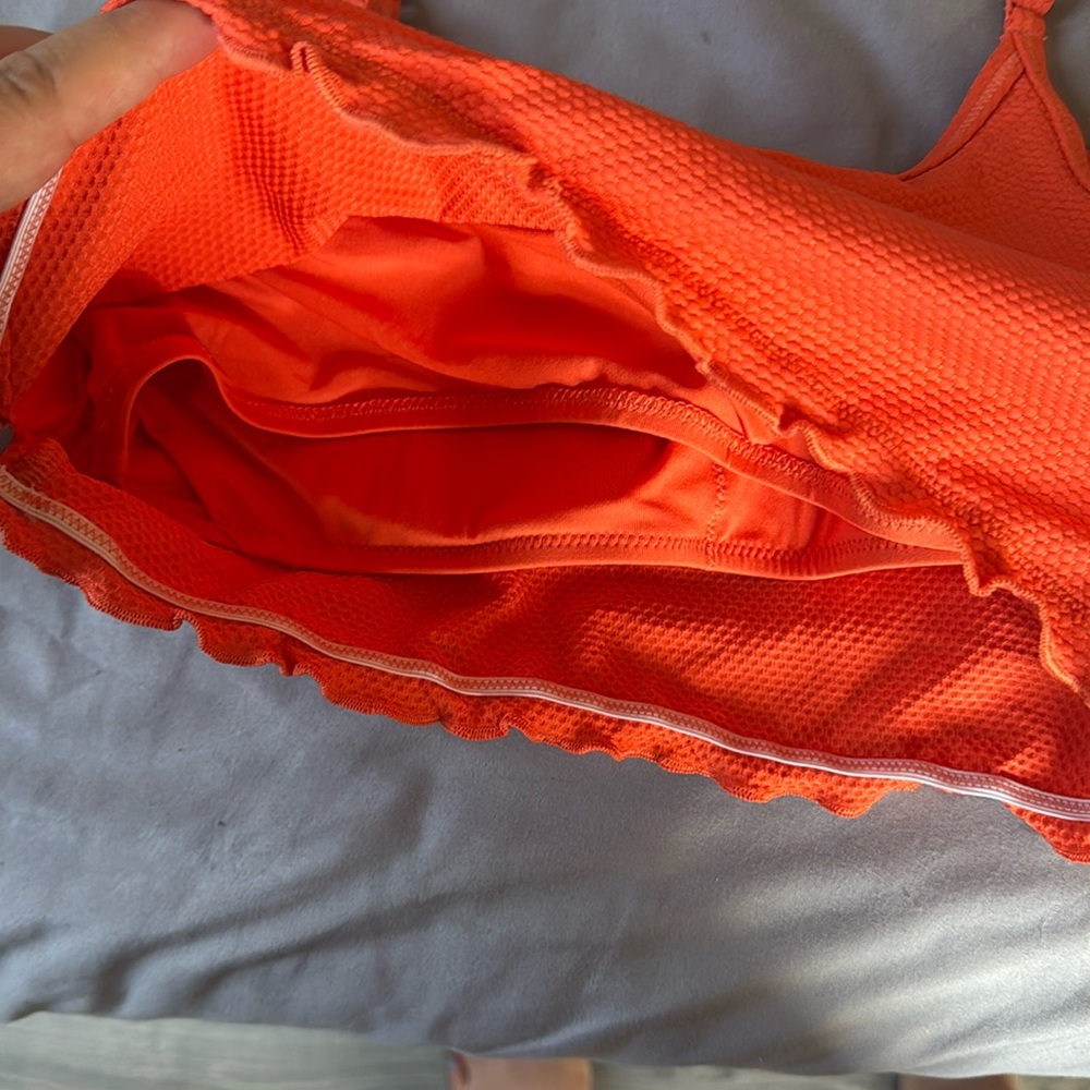 NWT Aerie Swim Top - Picture 4 of 4